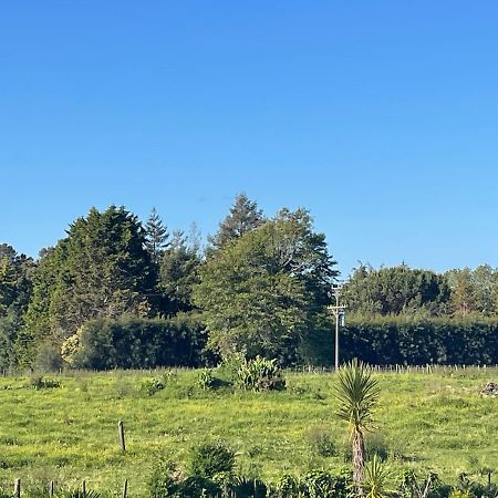 Cotman Cottage On Coatesville Kumeu Exterior foto